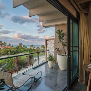 ATELIER PLAYA MUJERES
